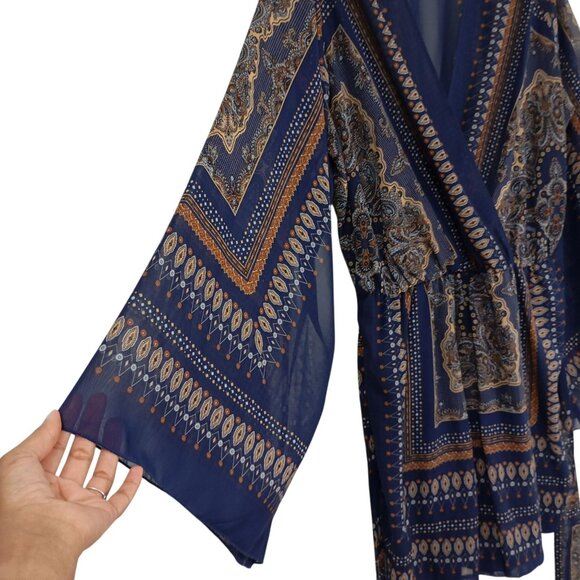 Venus Romper Womens Boho-Style Wrap Paisley Pattern Sheer Bell Sleeves Size XL - Picture 3 of 11